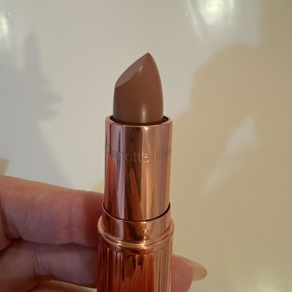 Charlotte Tilbury Icon Baby Lipstick NWT - Picture 6 of 6